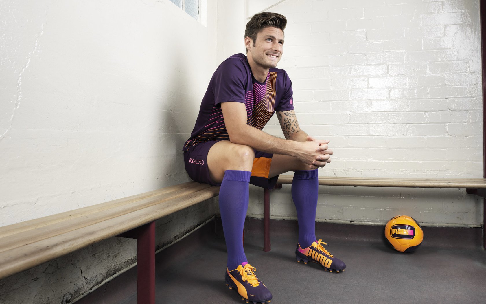 中国足球比赛期间心理干预数据分析，足球心理实验